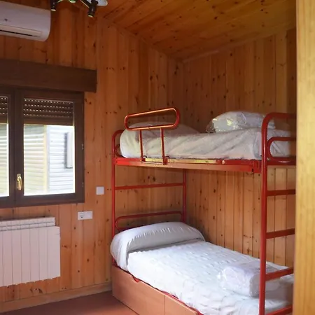 El Bosque De Los Suenos - Cabanas En El Bierzo Camping