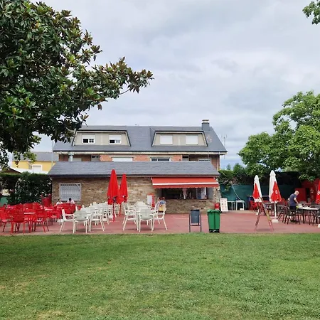 El Bosque De Los Suenos - Cabanas En El Bierzo Camping Cubillos del Sil