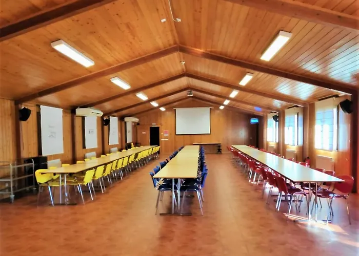 Parque de Campismo Bungalow, El Bosque De Suenos