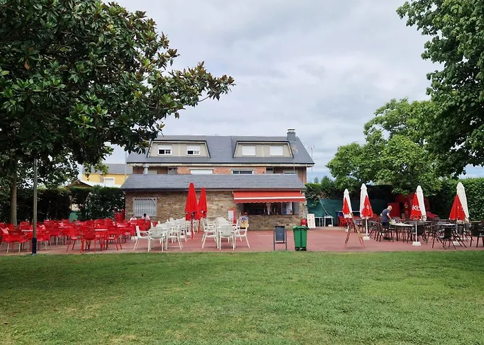 Bungalow, El Bosque De Suenos Parque de Campismo Cubillos del Sil