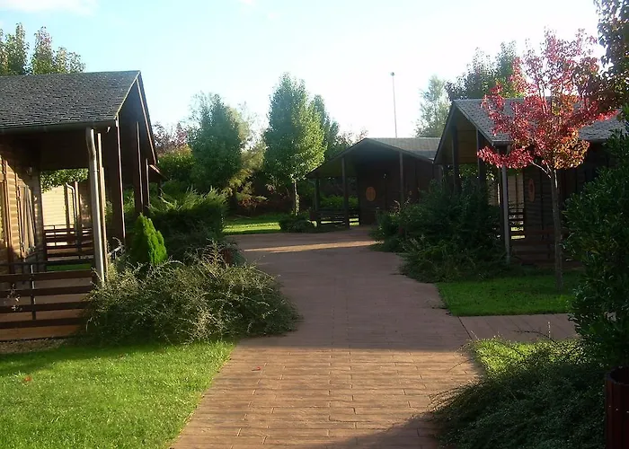 Parque de Campismo Bungalow, El Bosque De Suenos