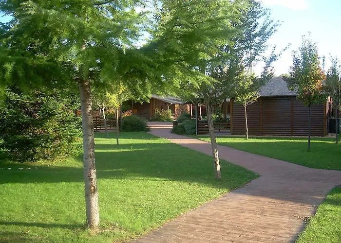 Parque de Campismo Bungalow, El Bosque De Suenos Cubillos del Sil